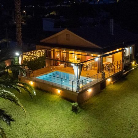 Cozy Small Smart Villa With Private Pool Mikri Mantineia カラマタ エクステリア 写真
