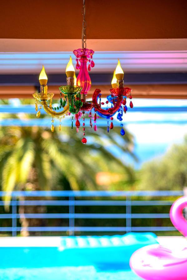 Cozy Small Smart Villa With Private Pool Mikri Mantineia カラマタ エクステリア 写真